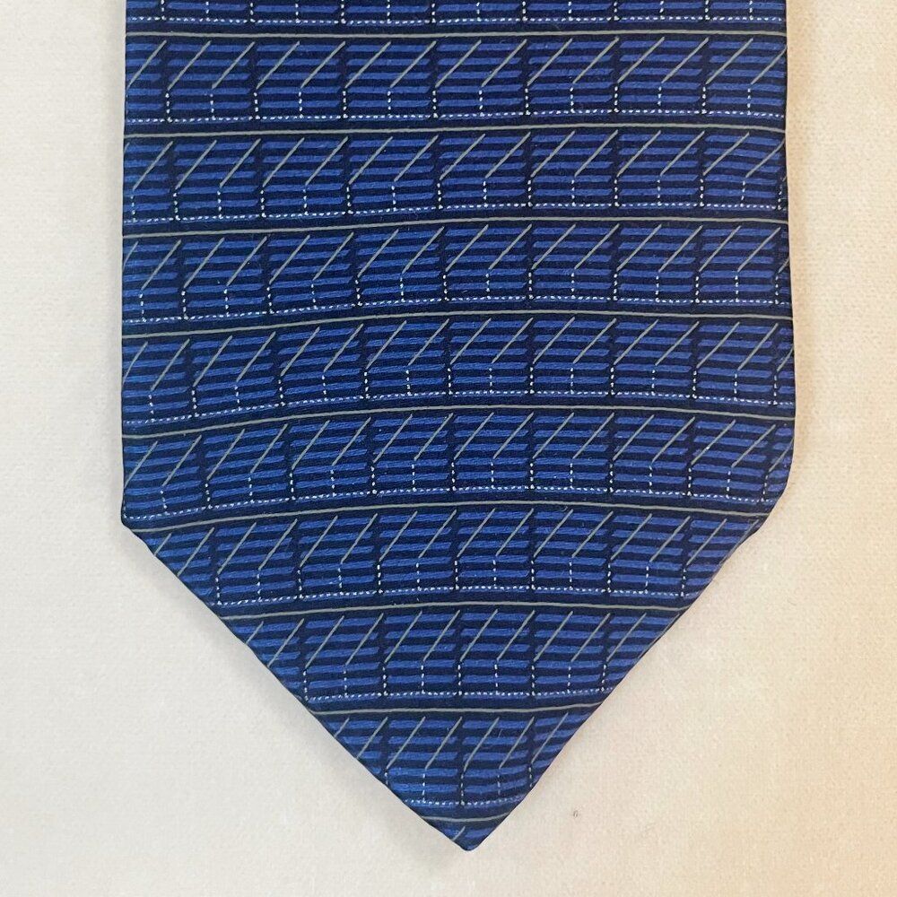 DKNY 100% Silk Tie Blue Geometric Pattern Classic Mens Neck Tie Designer